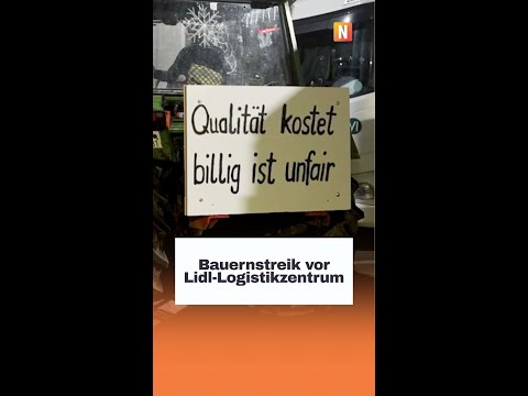 Bauernstreik vor Lidl-Logistikzentrum Bauernstreik vor Lidl-Logistikzentrum