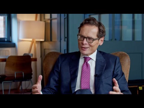 «Wenn ich dem Mainstream widerspreche, liege ich meistens richtig»: Roger Köppel bei Marc Friedrich «Wenn ich dem Mainstream widerspreche, liege ich meistens richtig»: Roger Köppel bei Marc Friedrich