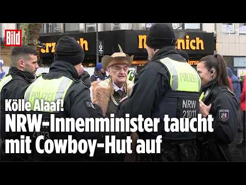 Rosenmontag in Köln: NRW-Innenminister taucht mit Cowboy-Hut auf