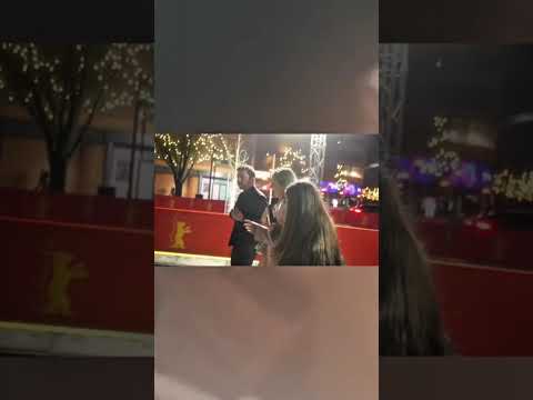 Short-Video zu: Kinderschutz oder Selbstschutz? Short-Video zu: Kinderschutz oder Selbstschutz?