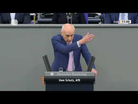 Krieg im Bundestag: Wirtschaft im Sinkflug? Uwe Schulz kritisiert Ära Angela Merkel heftige Debatte