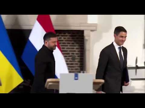 Peinlicher Auftritt? Dolmetscher nennt Selenskyj-PK ‚reinen Horror‘ – Video plötzlich gelöscht!