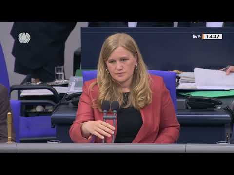 Aufschrei der Alten: KRIEG GEGEN DIE FAMILIE!“ Kerstin Przygodda explodiert im Bundesta