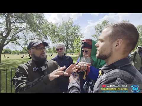 Diskussion mit Moslem über Koran und Bibel am Speakers‘ Corner in London