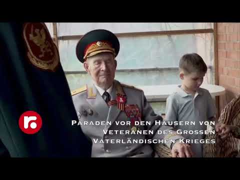 Paraden vor den Häusern von Veteranen des Großen Vaterländischen Krieges