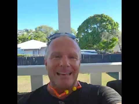 Bernie aus Australien: Elon und Gina! Man diskutiert ob man Elon eine Insel geben sollte!